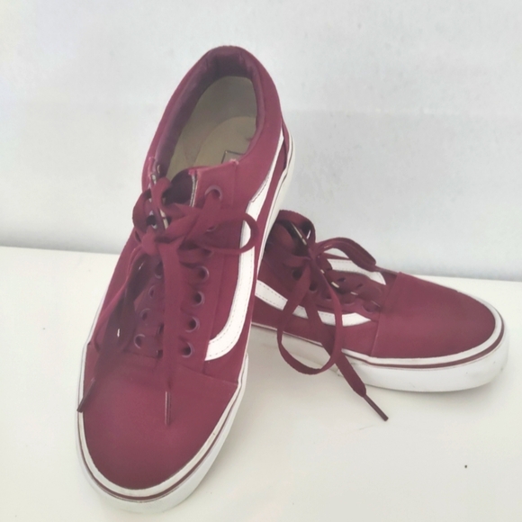 VANS Premium Burgundy Size 6.5 Men Women's 8 In Very Good Condition - Picture 1 of 7